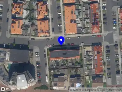 Ambulance met gepaste spoed naar de Educatusstraat in Capelle aan den IJssel