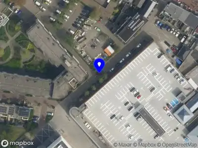 Ambulance met grote spoed naar de Simon v Slingerlandtstraat in Naaldwijk