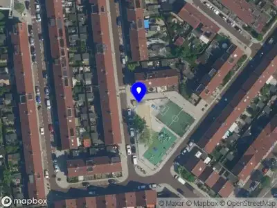 Politie met grote spoed naar de Nieuwe Leeuwarderweg in Amsterdam