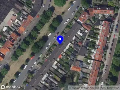 Ambulance met grote spoed naar de Vlietweg in Dordrecht