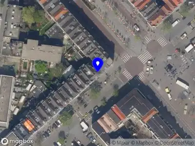 Ambulance met grote spoed naar de Paul Krugerstraat in Rotterdam
