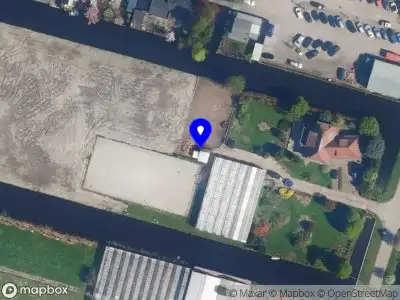 Ambulance met grote spoed naar de Het Korte Eind in De Kwakel
