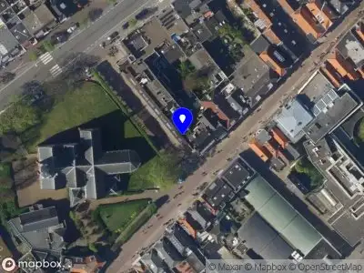 Ambulance met grote spoed naar de Van Schagenstraat in Voorburg