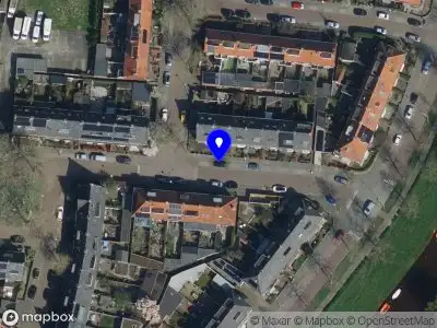 Brandweer met grote spoed naar de Rembrandtstraat in Breda