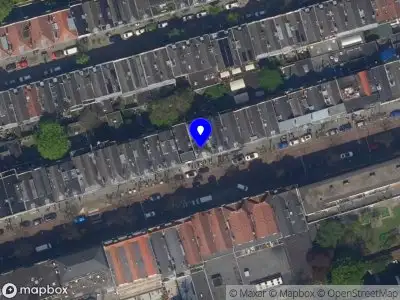 Ambulance met gepaste spoed naar de Nieuwe Binnenweg in Rotterdam