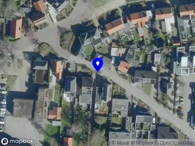 Brandweer met grote spoed naar de Achterstraat in Drunen vanwege afgaan rookmelder