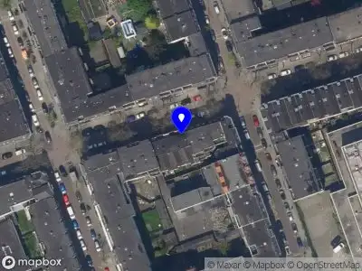Ambulance met grote spoed naar de Heemraadstraat in Rotterdam