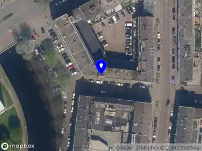 Ambulance met grote spoed naar de Kortebrantstraat in Rotterdam