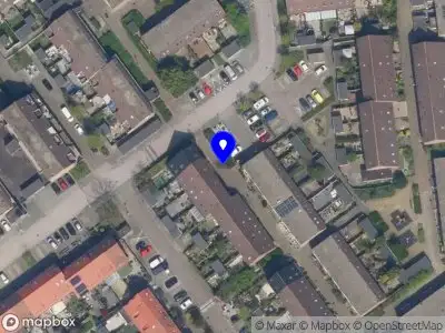 Ambulance met grote spoed naar de Elisabeth Musch erf in Capelle aan den IJssel