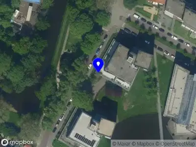 Ambulance met grote spoed naar de Wilgstate in Purmerend