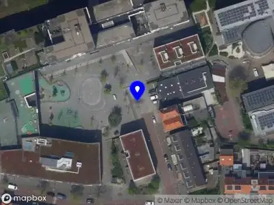 Brandweer met gepaste spoed naar de Medusastraat in Leiden vanwege stormschade