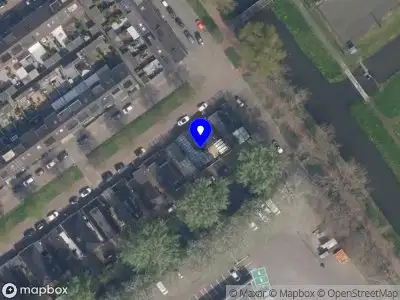 Ambulance met grote spoed naar de Alkmaardermeer in Rotterdam