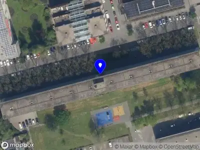 Ambulance met grote spoed naar de Tattistraat in Rotterdam
