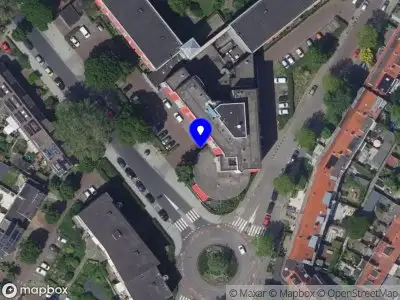 Ambulance met gepaste spoed naar de Bankastraat in Dordrecht