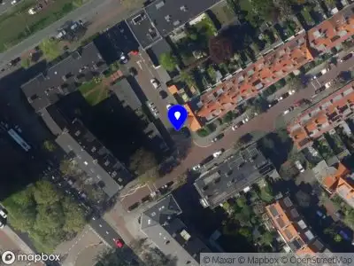 Ambulance met grote spoed naar de Kersenstraat in 's-Gravenhage