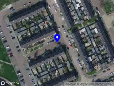 Ambulance met grote spoed naar de Nico Rijsdijkstraat in Zwijndrecht