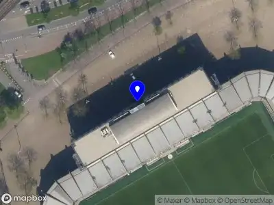 Ambulance met gepaste spoed naar de Spartapark-Noord in Rotterdam