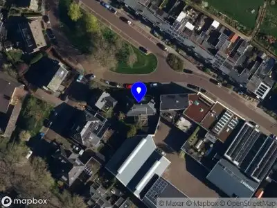 Politie met grote spoed naar de Leeuwarderkade in Sneek vanwege overval