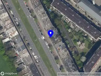 Ambulance met grote spoed naar de Schieweg in Rotterdam