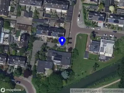 Ambulance met grote spoed naar de Titanlaan in Dordrecht