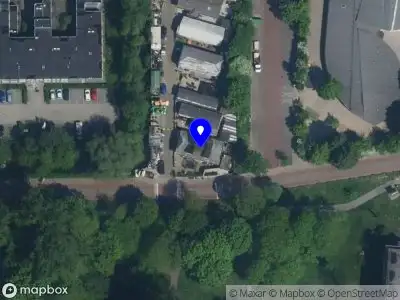 Ambulance met grote spoed naar de Basilicumstraat in Haarlem