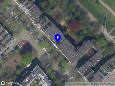 Ambulance met gepaste spoed naar de Van der Takstraat in Rotterdam