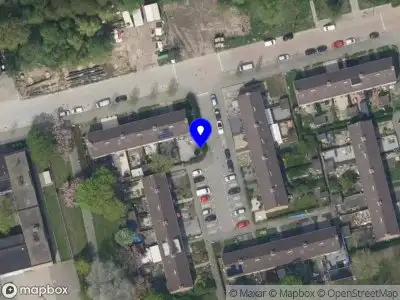 Ambulance met grote spoed naar de Wanninkhagen in Rotterdam