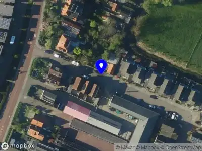 Ambulance met grote spoed naar de Steenovenpad in Alkmaar