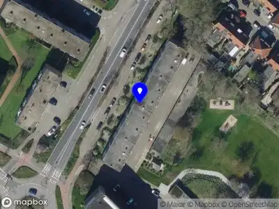 Ambulance met grote spoed naar de Geerlaan in Ridderkerk