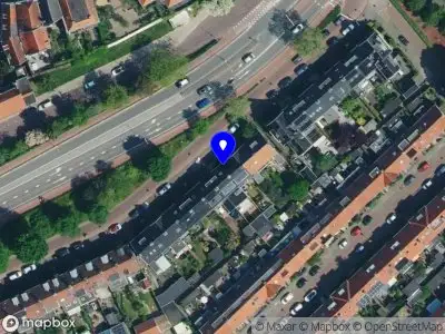 Politie naar de Bergpoortstraat in Deventer vanwege aanrijding met letsel