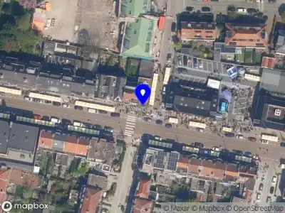 Ambulance met gepaste spoed naar de Kleiweg in Rotterdam