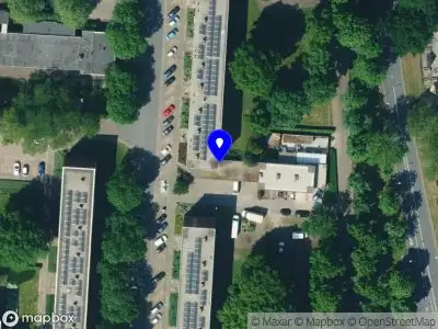 Brandweer met gepaste spoed naar de Anthonie Duyckstraat in Apeldoorn vanwege waarnemen gaslucht