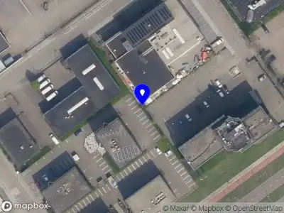 Ambulance met gepaste spoed naar de Hoofdweg in Capelle aan den IJssel