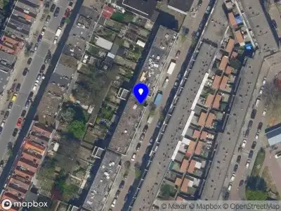 Ambulance met gepaste spoed naar de Kleine Visserijstraat in Rotterdam