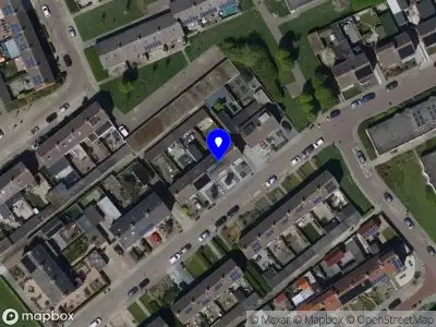 Brandweer met grote spoed naar de Hoogstraat in Tholen vanwege gebouwbrand