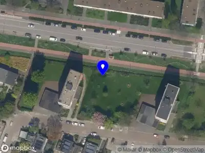 Politie naar de Van der Werffstraat in Vlaardingen vanwege steekincident