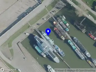 Brandweer met grote spoed naar de Waalhaven in Nijmegen vanwege reanimatie