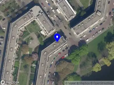Ambulance met gepaste spoed naar de Schapendreef in Rotterdam
