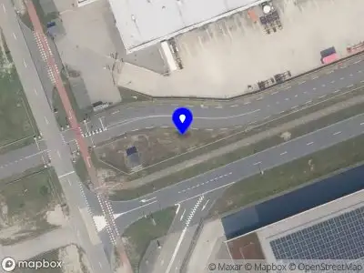 Politie naar de Dardanellenstraat in Maasvlakte Rotterdam