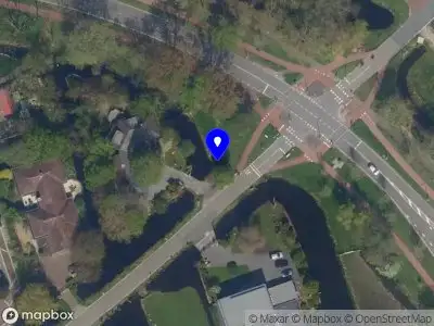 Ambulance met gepaste spoed naar de 's-Gravenweg in Capelle aan den IJssel