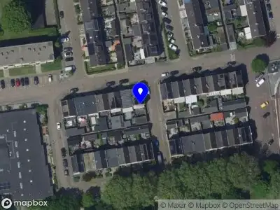 Ambulance met gepaste spoed naar de Maasstraat in Hardinxveld-Giessendam