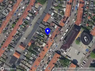 Brandweer met gepaste spoed naar de Standhasenstraat in Dordrecht vanwege stankoverlast