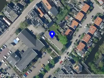 Ambulance met gepaste spoed naar de Cornelis van Bergenstraat in Oosthuizen