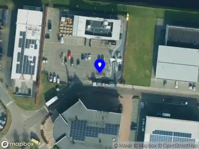 Brandweer met grote spoed naar de Albert Einsteinstraat in Nijverdal vanwege gebouwbrand