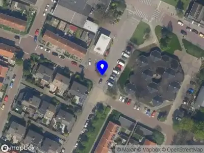 Ambulance met gepaste spoed naar de Burgemeester Just de la Paisieresstraat in Rozenburg