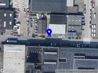 Ambulance met grote spoed naar de Leeghwaterstraat in Dordrecht