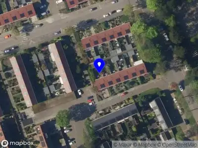 Brandweer met gepaste spoed naar de Dijnselburgerlaan in Zeist vanwege een buitenbrand