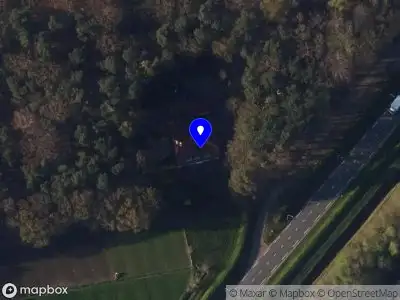 Politie met grote spoed naar de Maatlanden in Roden vanwege ongeval met letsel
