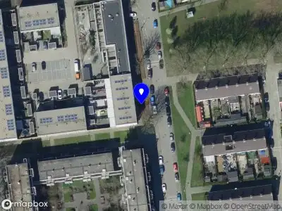 Brandweer met gepaste spoed naar de Schuilenburg in Rotterdam