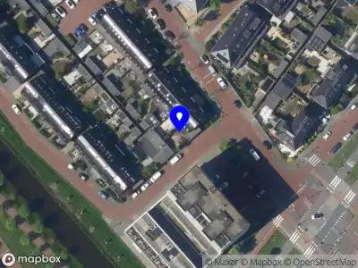 Ambulance met grote spoed naar de Jan Bootlaan in 's-Gravenhage